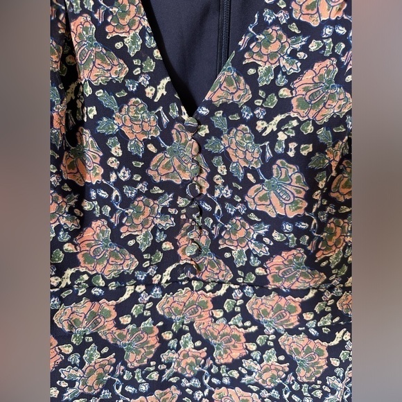 Madewell Orchard Flutter-Sleeve Dress in Fan Floral Mix - Picture 6 of 10